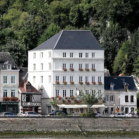 Hotel Logis - & Restaurant Le Bellevue