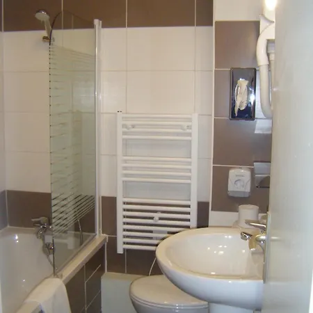 Logis - & Restaurant Le Bellevue